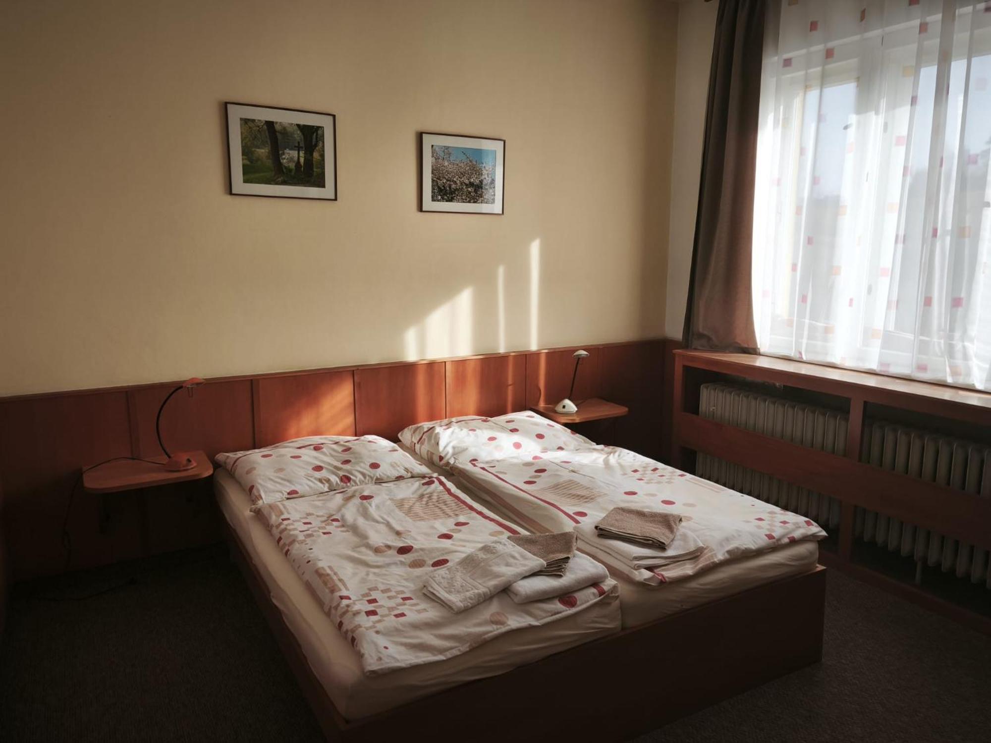 Pension Pod Šibeňákem Strmilov Bagian luar foto