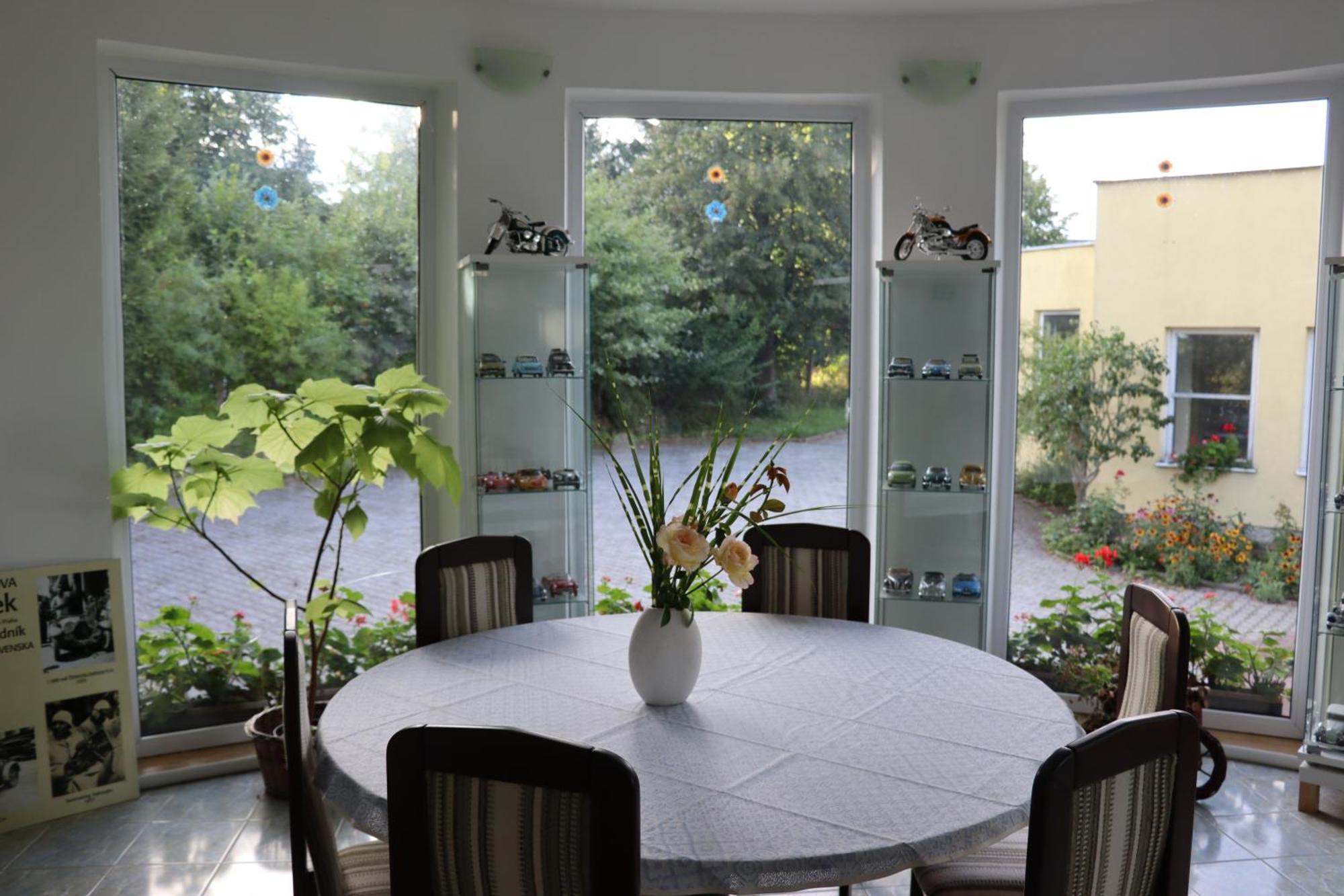Pension Pod Šibeňákem Strmilov Bagian luar foto