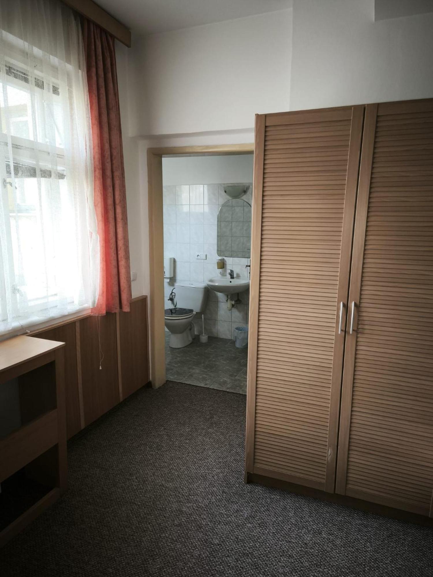 Pension Pod Šibeňákem Strmilov Bagian luar foto