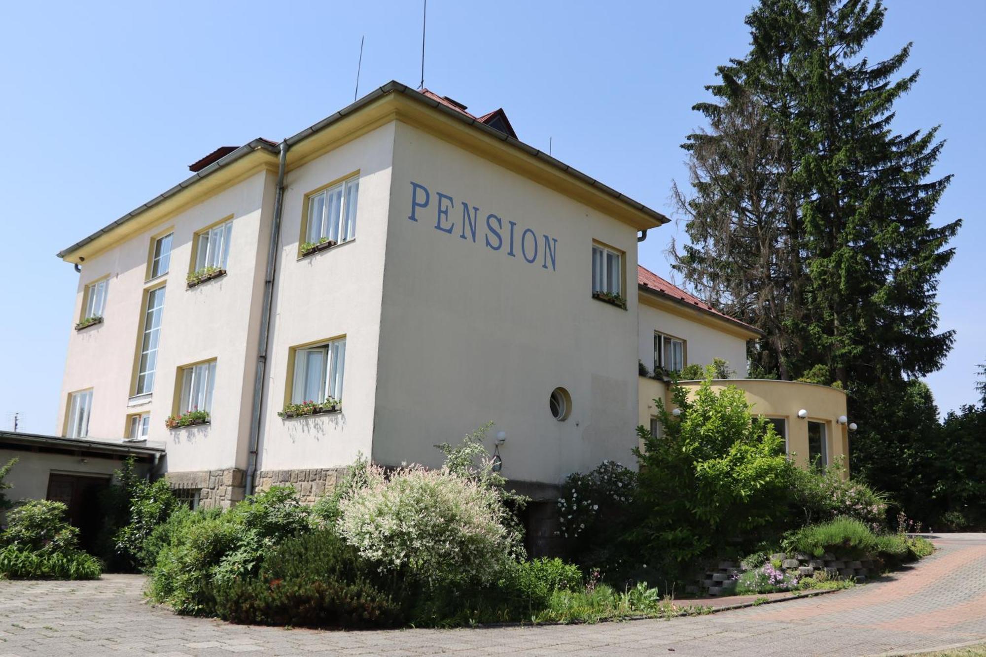 Pension Pod Šibeňákem Strmilov Bagian luar foto
