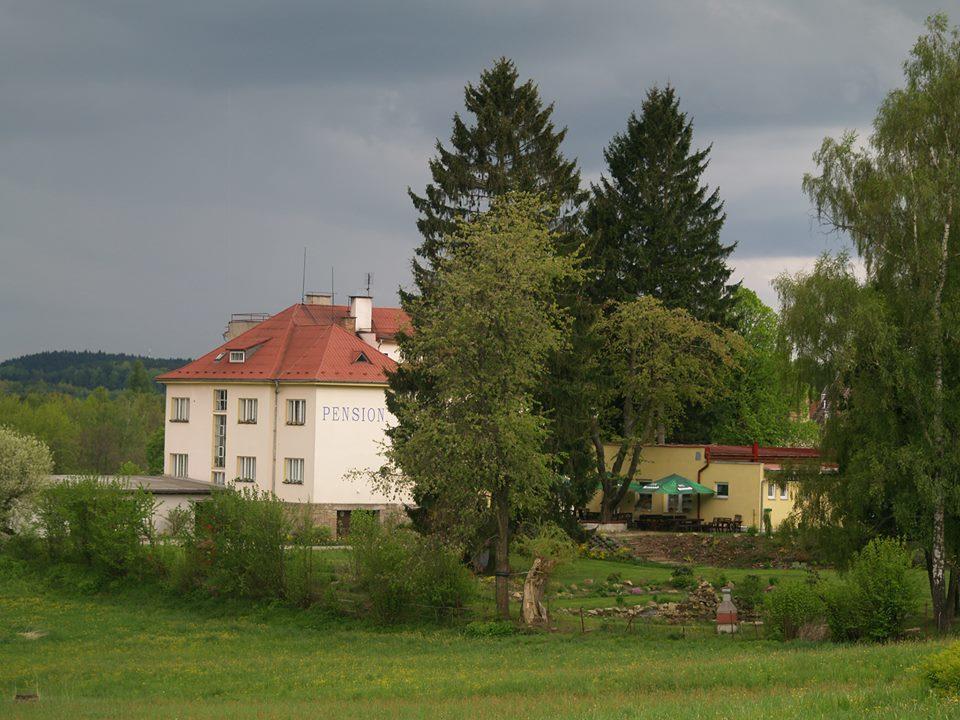 Pension Pod Šibeňákem Strmilov Bagian luar foto
